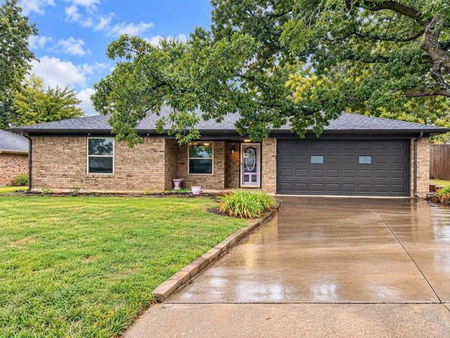 612 State St — Roselawn 04