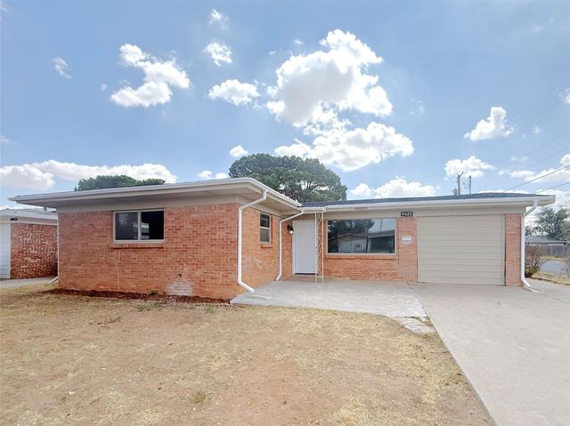 4629 Versailles Dr — Wilshire Heights