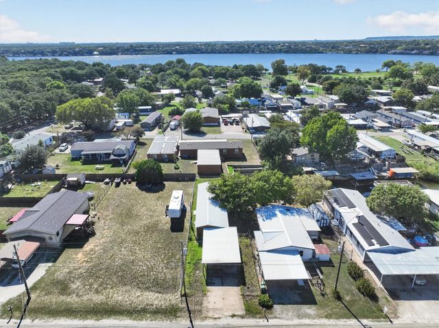 6624 Dayla Ct — Blue Water Shores