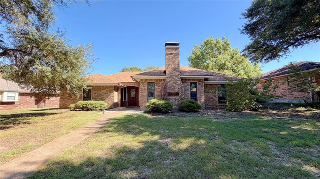 1002 Glenda St — Meridith