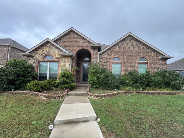 505 Ashbury Dr — Windermere Estates