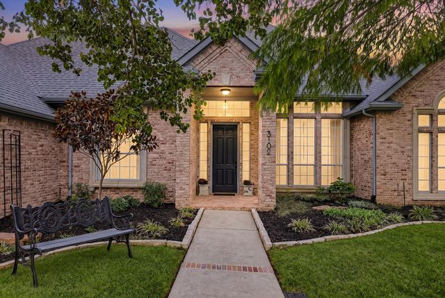 3102 Hillside Dr — Highland Shores Ph 11l