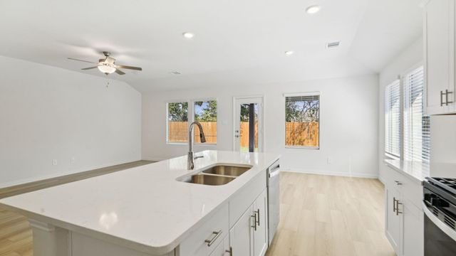 1204 Morrell Dr — Eastridge