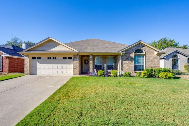 138 Adams Dr — Mesa Vista Add