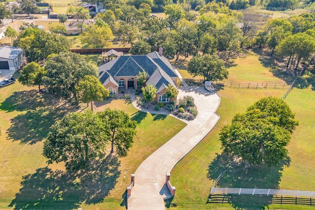 225 Sherry Ln — Magnolia Farms