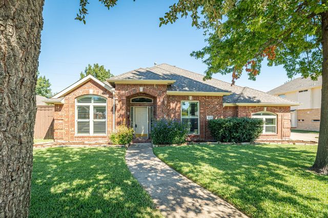 313 Mimosa Dr — Timbers 6 Ph II