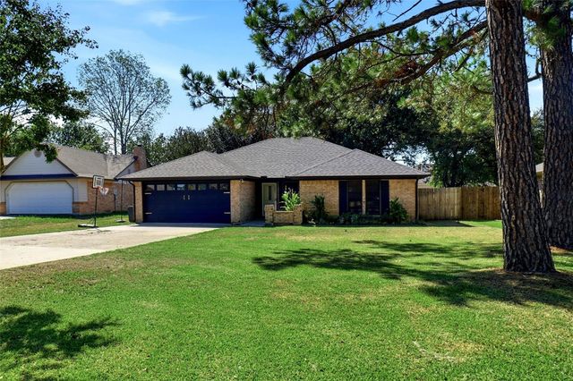 8624 Crestview — Stonybrooke