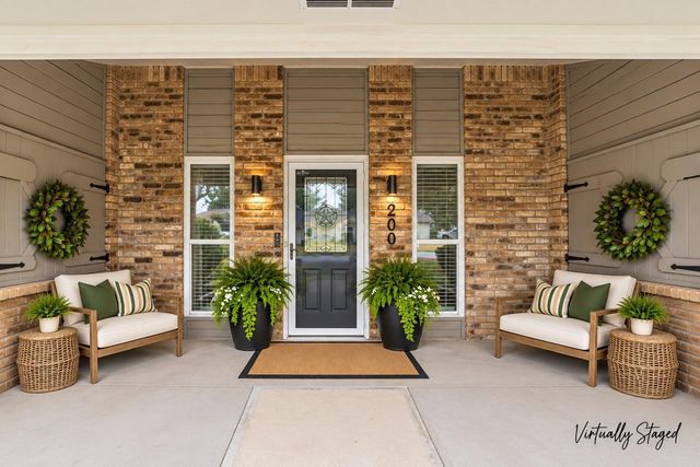 200 Lansford Dr — Westpark Add