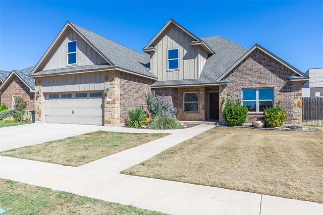 7117 Mcleod Dr — Southlake Estates