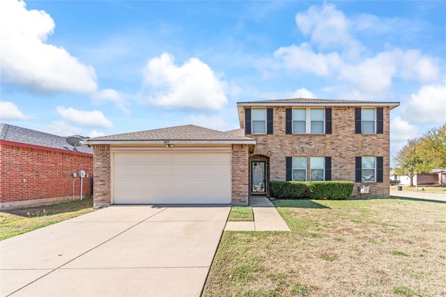 1429 Cherokee Rose Ln — Burleson Meadows