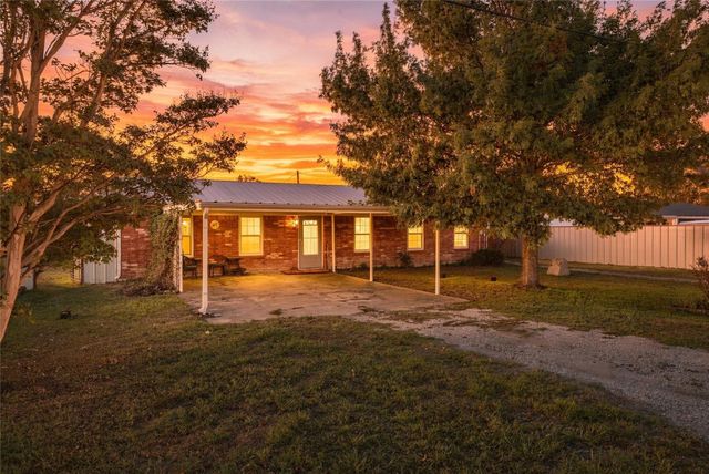 560 Green Acres Rd — Lorenzo Skidmore