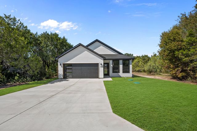 932 Bosque River Dr — Comanche Cove Sub Sec A