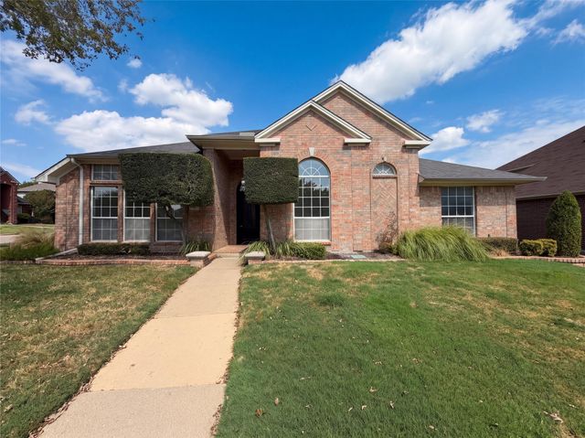401 Pin Oak Trl — Chase Oaks Add