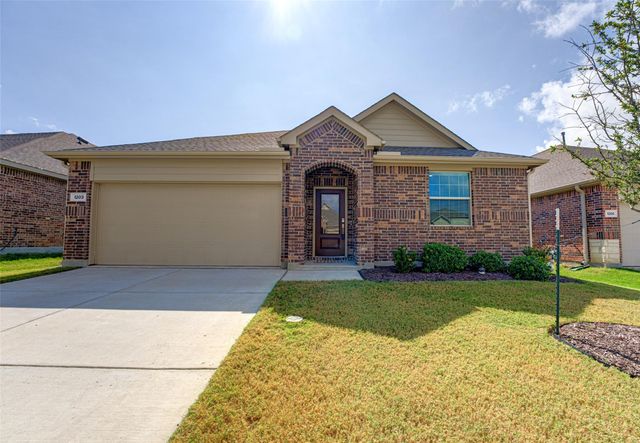 1203 Mahogany Ln — Arcadia Farms Ph 5