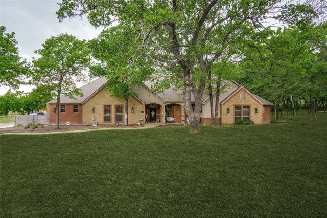 101 Oakwood Dr — Oakwood Ests