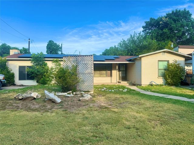 512 Wanda St — Scott-Scherz Annex