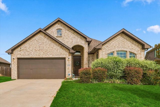 1504 Ravenswood Ln — Bozman Farm Estates Ph 7