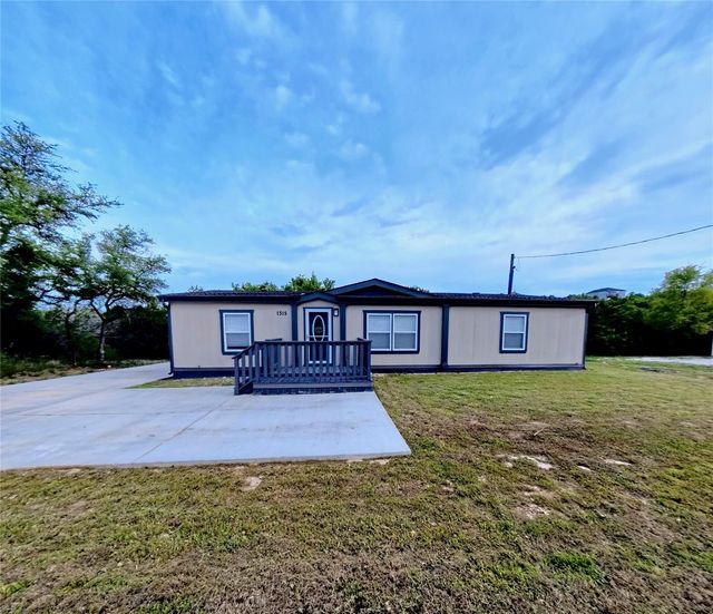 1315 Phoenix Ct — Comanche Cove Sub Sec C