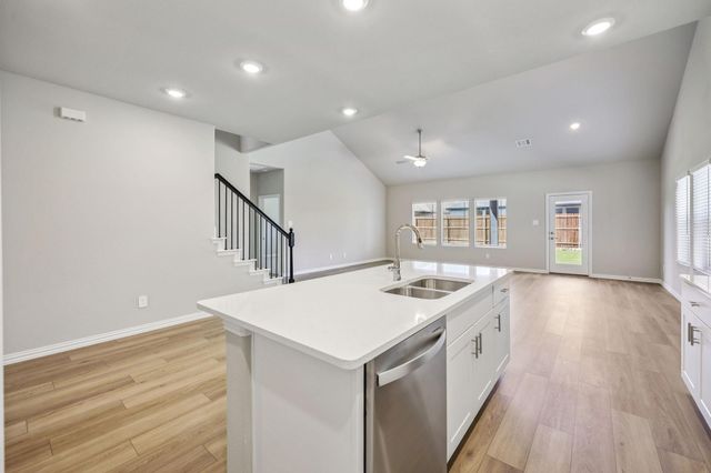 412 Watertown Dr — Eastridge