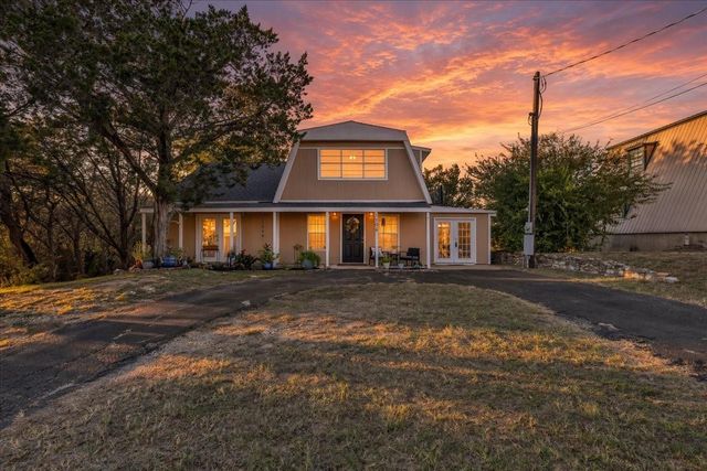 1106 Scenic Dr — Comanche Harbor Sec C