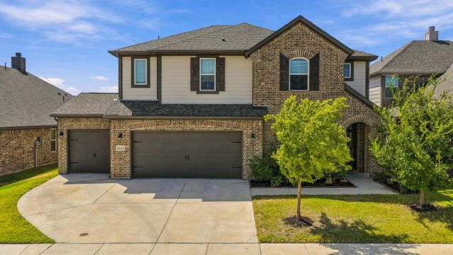 1616 Somerset Ln — Silverstone
