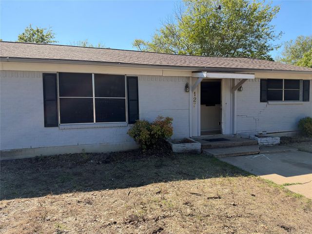 127 Wanda Way — Southwest Village