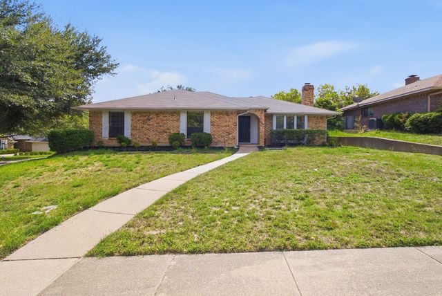 438 Blueridge Dr — Silver Creek Estates