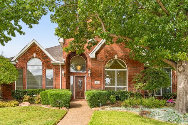 327 Hampton Ct — Village Cottonwood Creek Sec 04