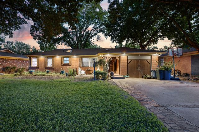 5420 Mallory Dr — Browning Heights East