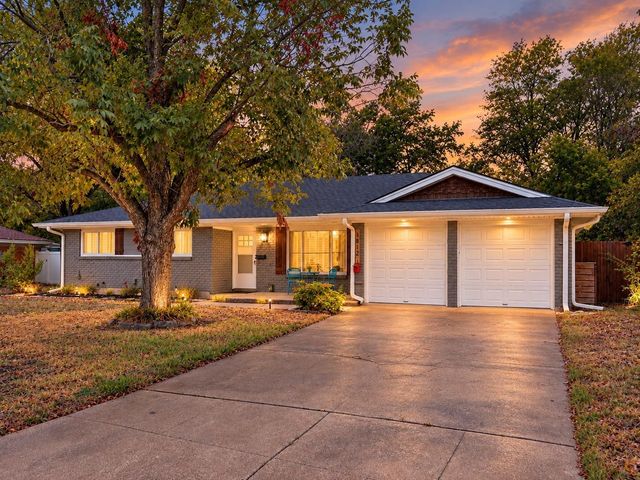 3812 Burkett Dr — Pecan Valley