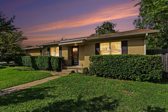 1120 Winona St — Mineral Heights