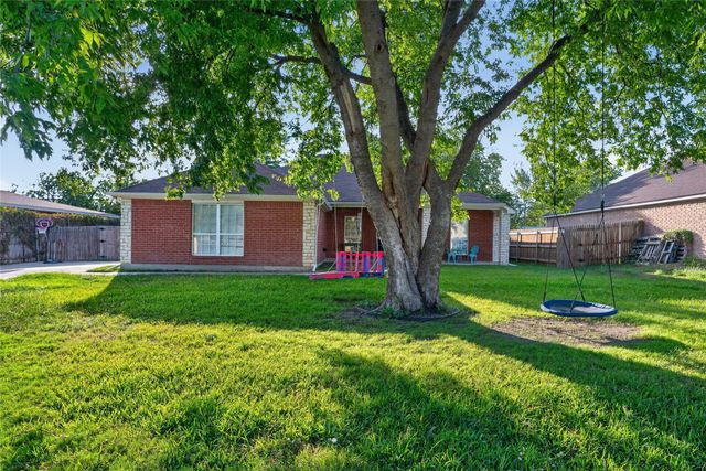 3824 Linkcrest Dr W — Linkwood Estates Add