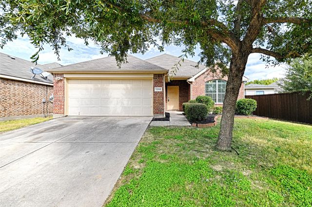 1200 Pine Forest Dr — Cypress Bend Ph 1