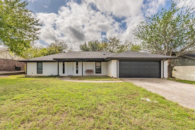 6704 Greenacres Dr — Foster Village Add