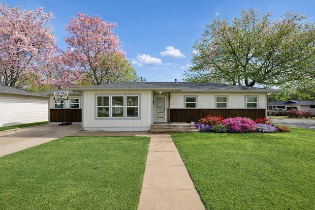 1401 N Highland Ave — Bucks Raymond E 2nd Add