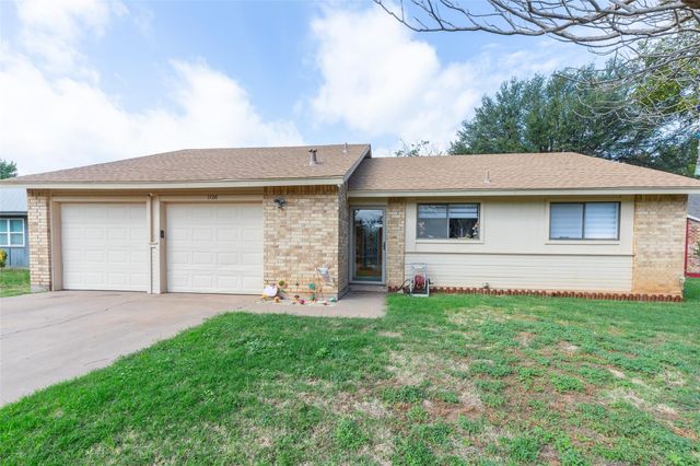 1726 Bob White Ct — Quail Park