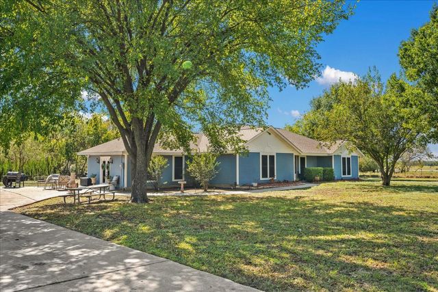 4715 Dell Dr — Nowlin Add