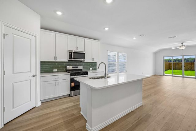 2118 Cottongrass Dr — Westmoor