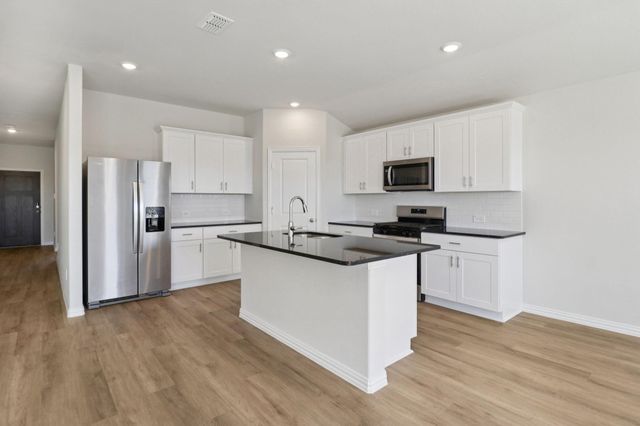 2114 Cottongrass Dr — Westmoor