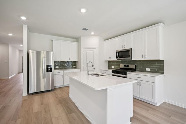 2106 Cottongrass Dr — Westmoor