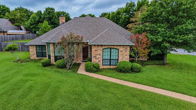 104 Lakeridge Ct — Clear Lake Country II