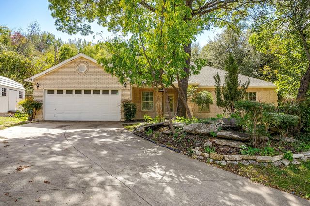120 Hillside Ct — Deer Creek Ph III
