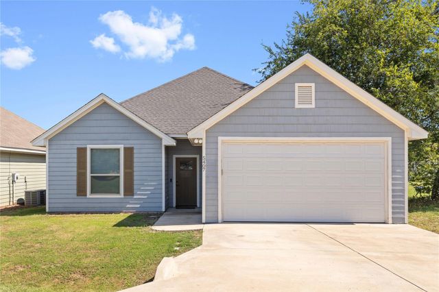 5407 Arrowhead Dr — Arrowhead Shores Sec A