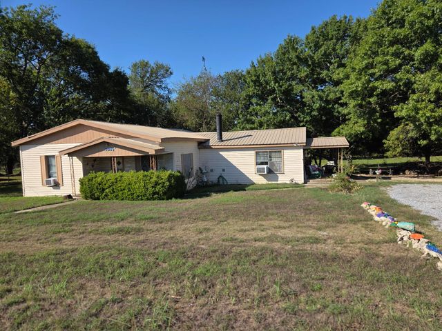 4312 Interurban Pkwy — Martin William