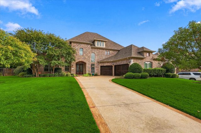 204 Saint Tropez Dr — Carillon