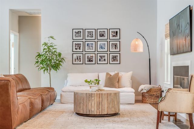 104 Windsong Ct — Southwinds II