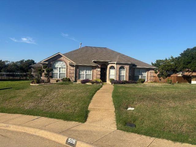 509 Teresa Ct — Creek Tree Estates