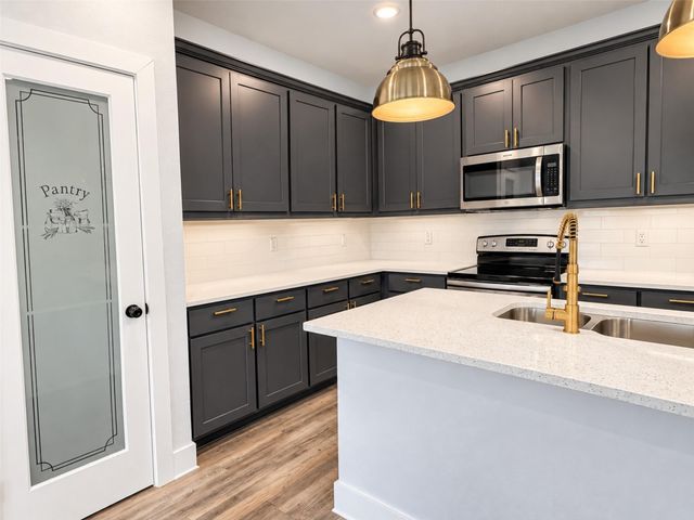 3101 Spencer St — Guiette Add