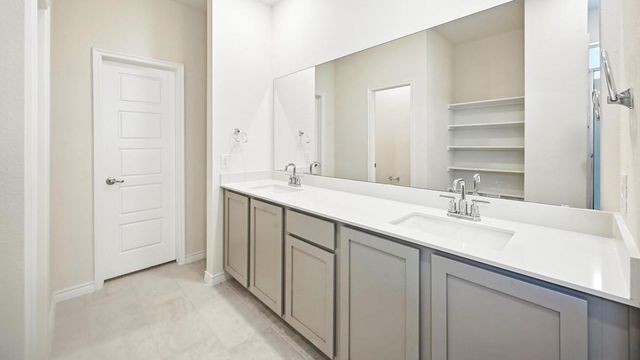 1307 Wolfcity Dr — Winchester Crossing