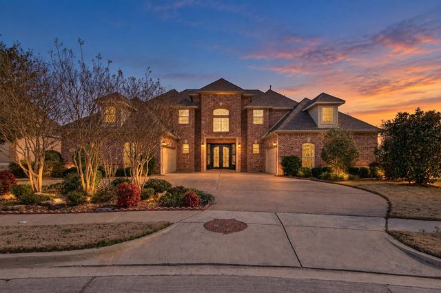 305 Corral Ct — Johnson Place Estates
